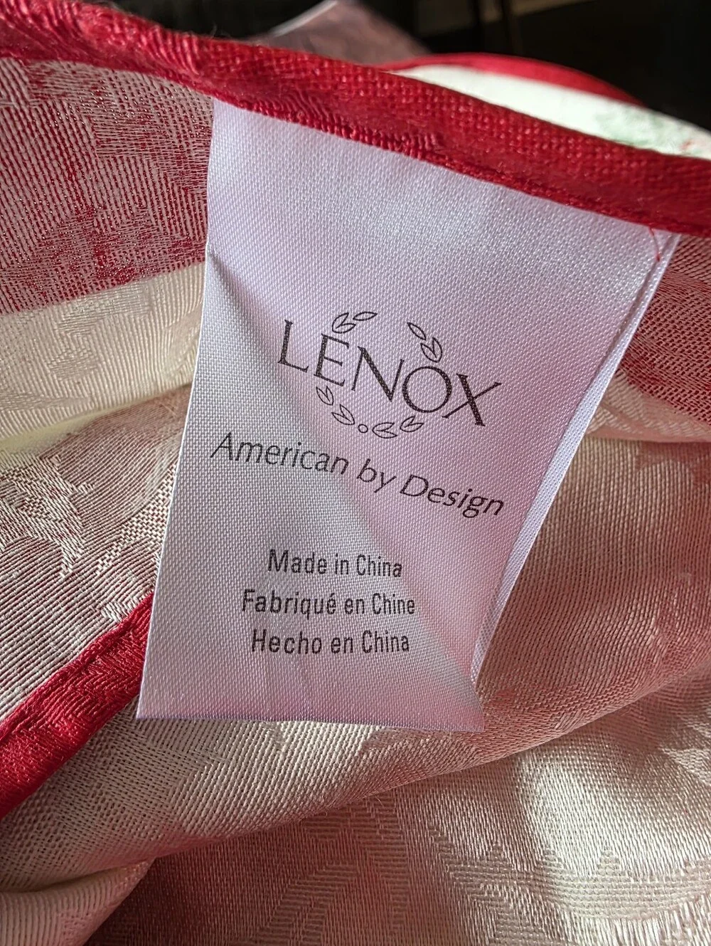 Lenox Golden Holly Retired Tablecloth 140 x 60 + Napkins Service For 12 Holiday